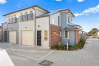 8 Sunshine Court, Hampton Park VIC, Hampton Park - Image 1