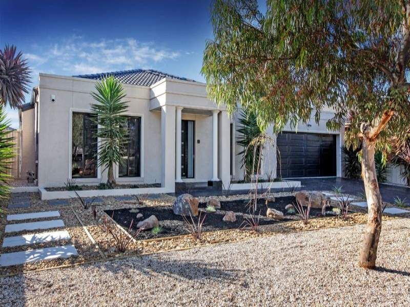 7 Bowman Court, Taylors Hill - Thumbnail 2