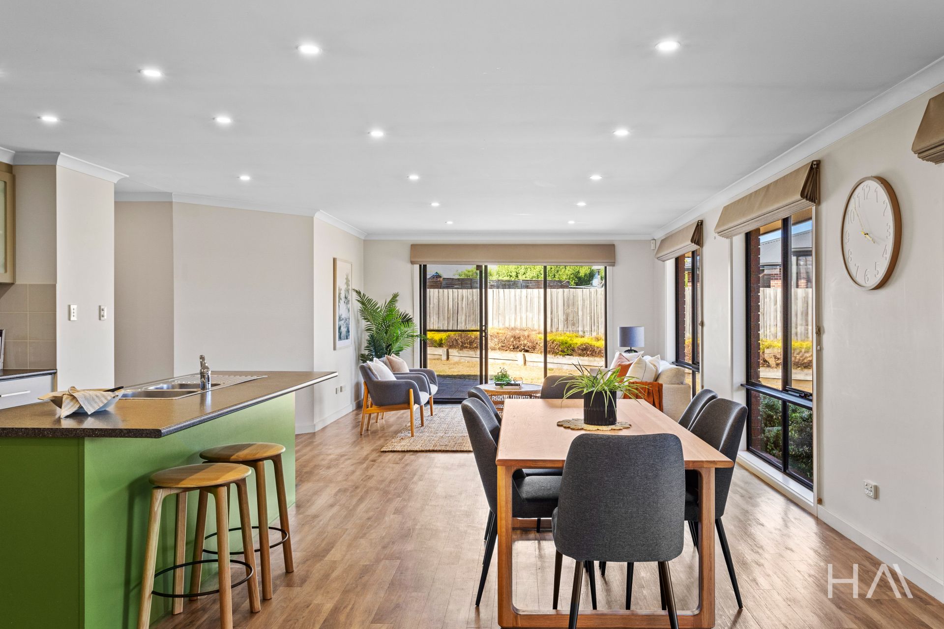 17 Comice Place Newnham, Newnham - Thumbnail 7