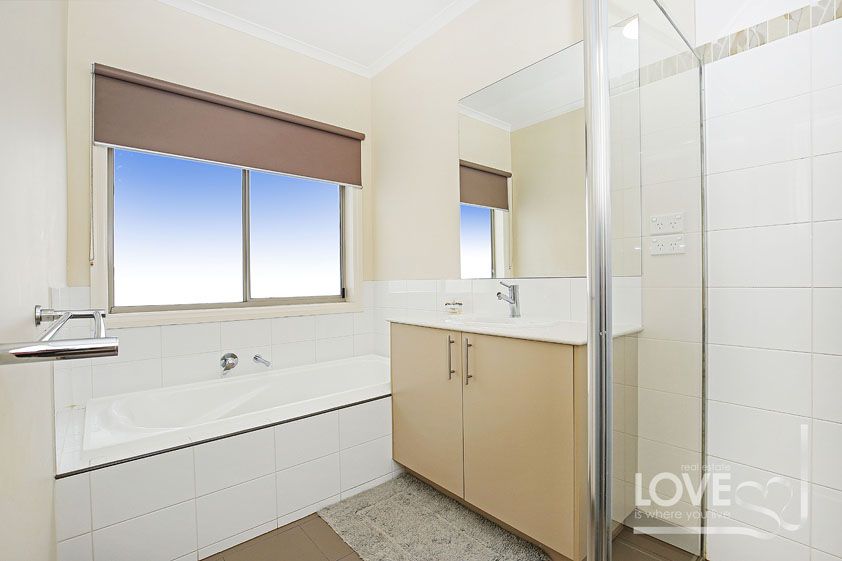 EXCELLENT HOME, EVEN BETTER LOCATION    *Insp Sat 3rd Dec @ 11:30am*