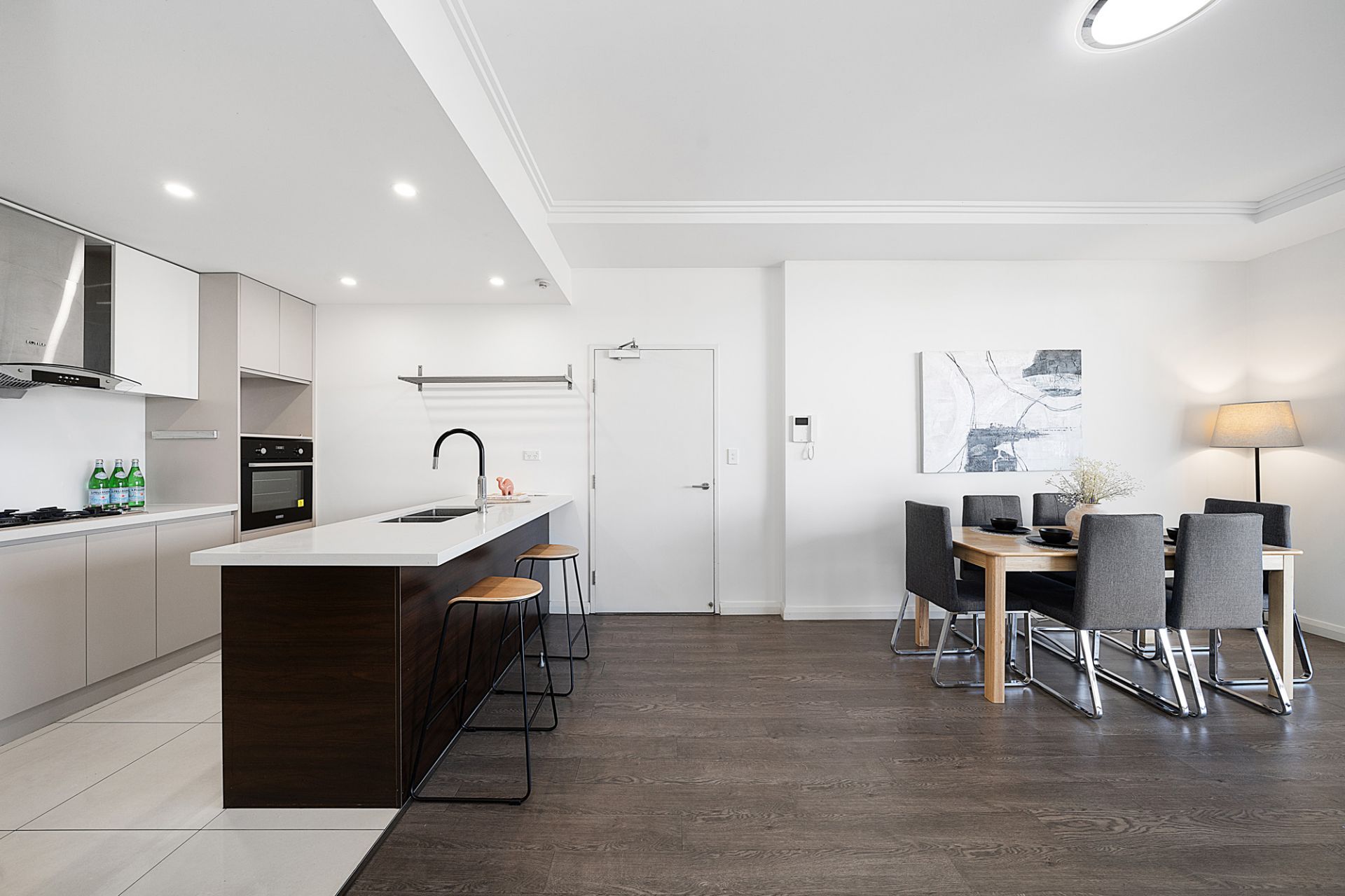 607/4-8 Smallwood Avenue, Homebush, Homebush - Thumbnail 4
