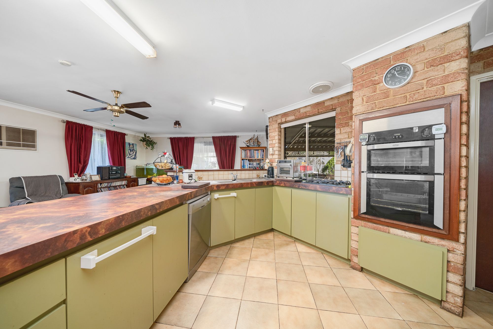 4 Cobb Place, Gosnells