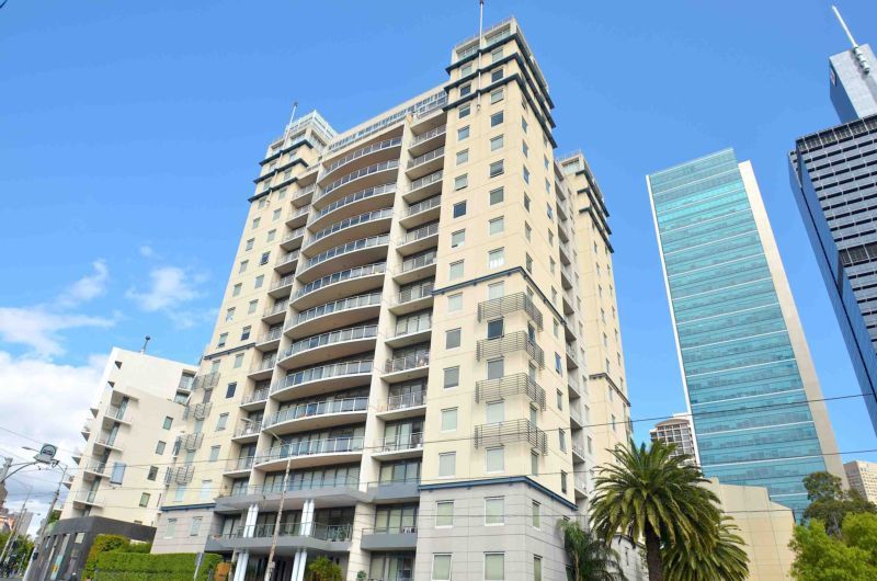 69/33 Latrobe Street, Melbourne - Thumbnail 2