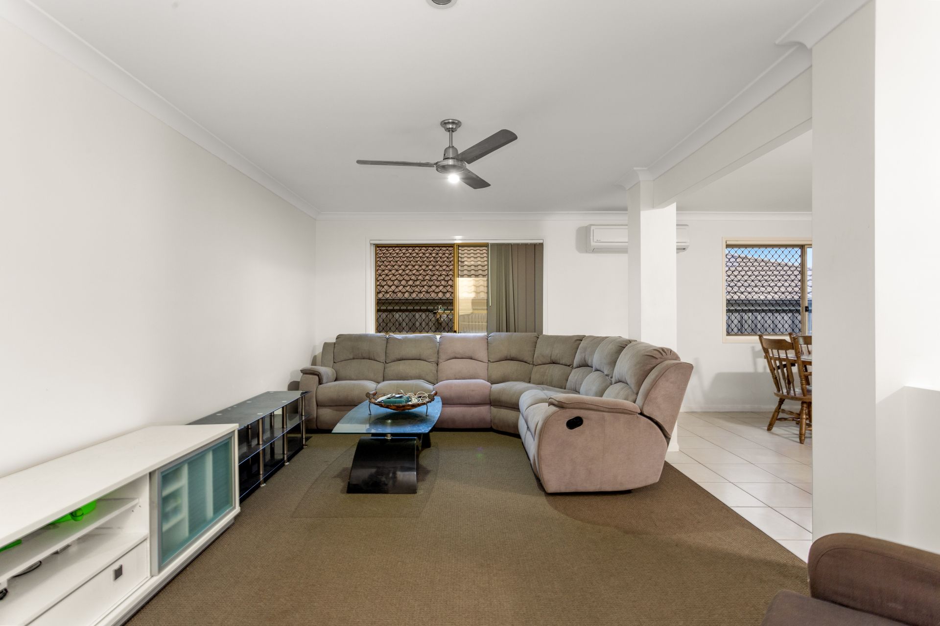 Real Estate For Sale 21 Dandenong Avenue Redbank Plains , QLD