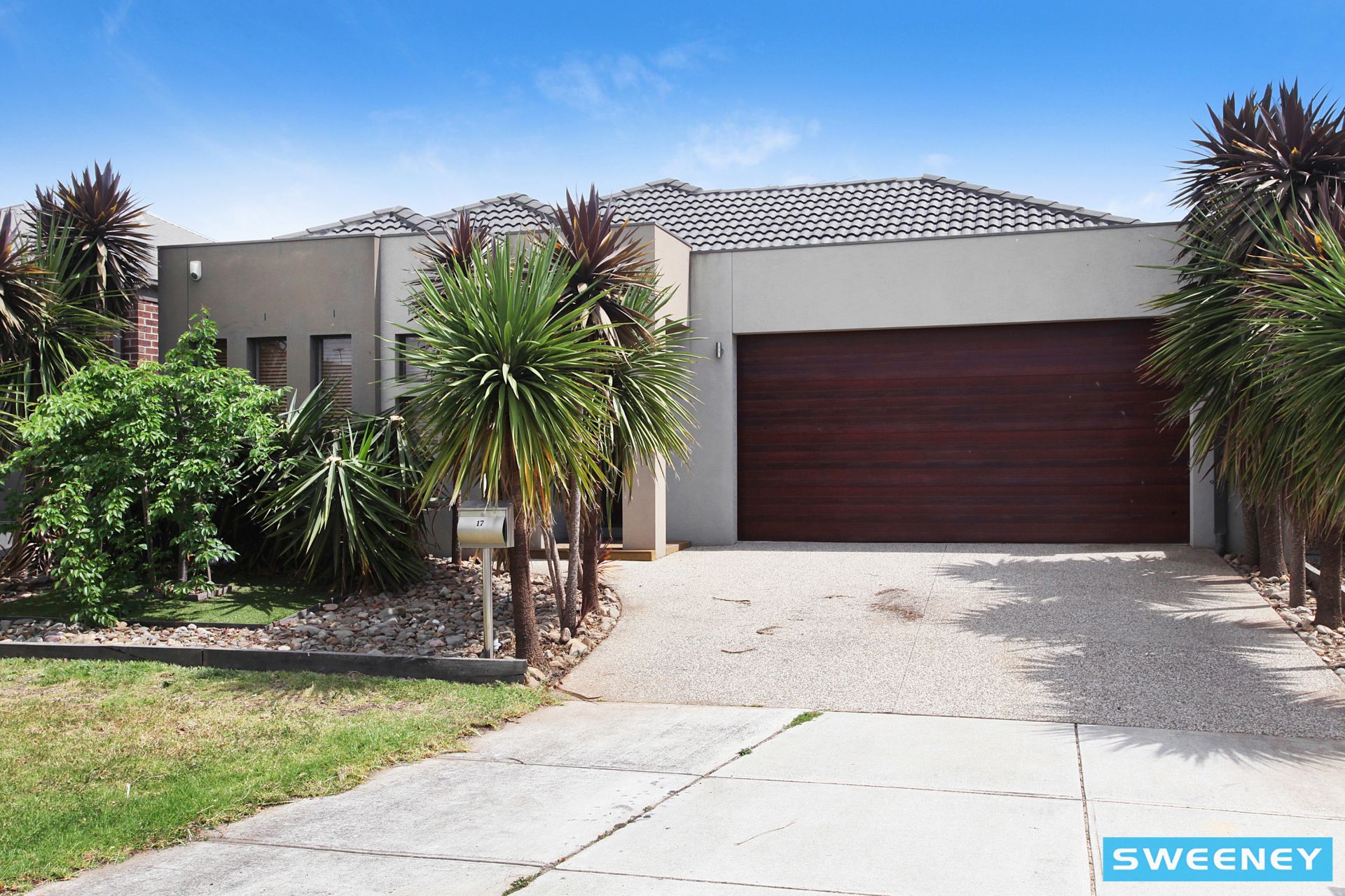 17 Mount Way, Caroline Springs - Thumbnail 3