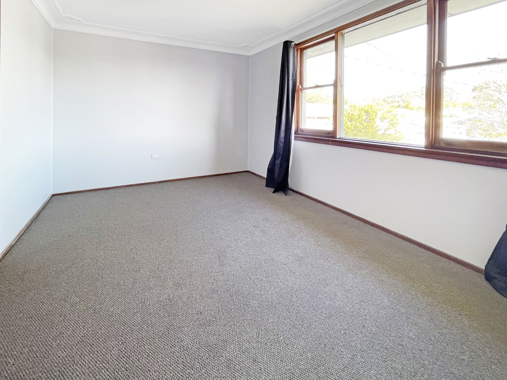 Real Estate For Lease 1 Gwydir Street Engadine , NSW