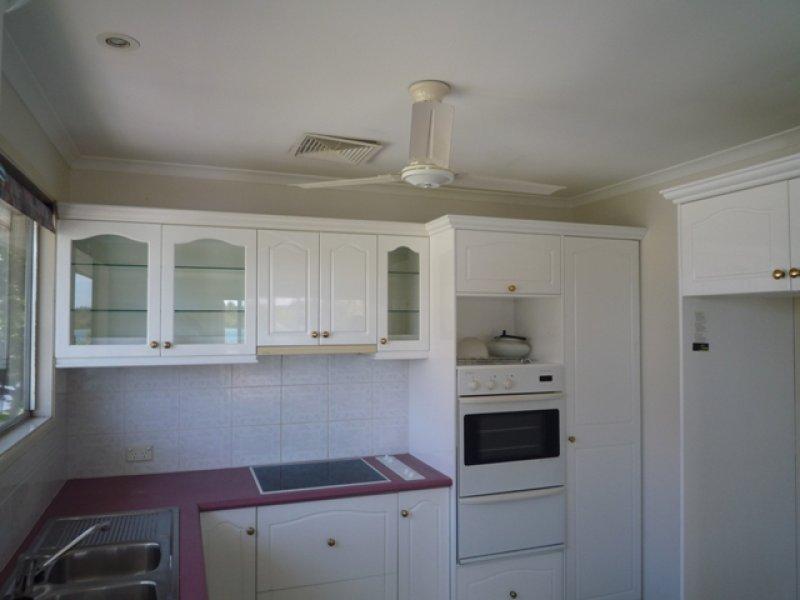 165 Bradman Avenue MAROOCHYDORE QLD, Maroochydore - Thumbnail 3