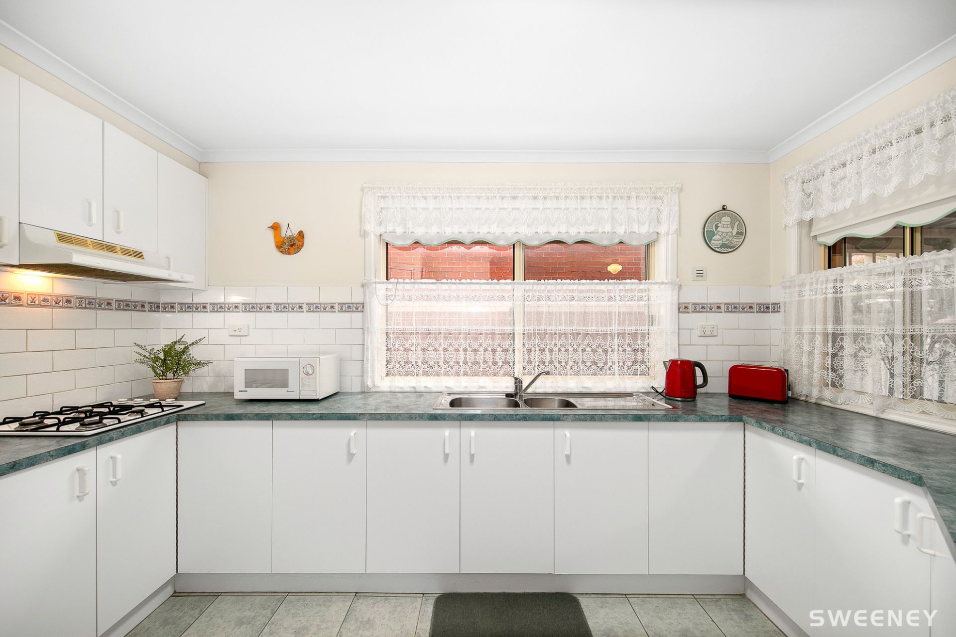 26 May Avenue, Altona Meadows - Thumbnail 8