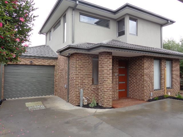 Fabulous modern three bedroom, two bathroom home!