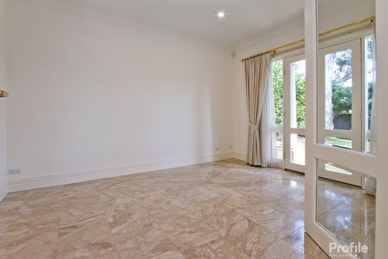 1/7 Charra Street Hyde Park 5061