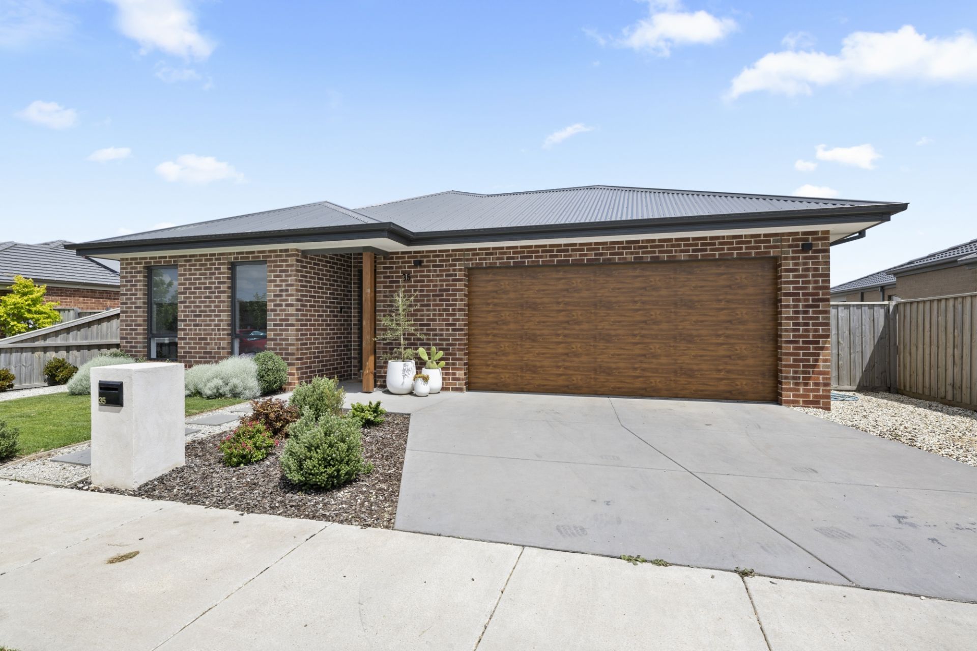 35 Telluride Drive, Winter Valley, Winter Valley - Thumbnail 5