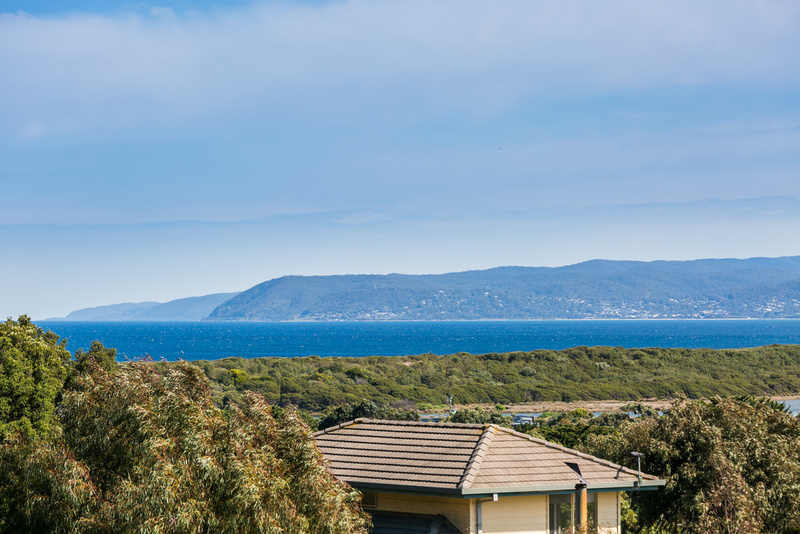 180' PANORAMIC VIEWS FROM LORNE TO THE HINTERLAND, Aireys Inlet - Thumbnail 2