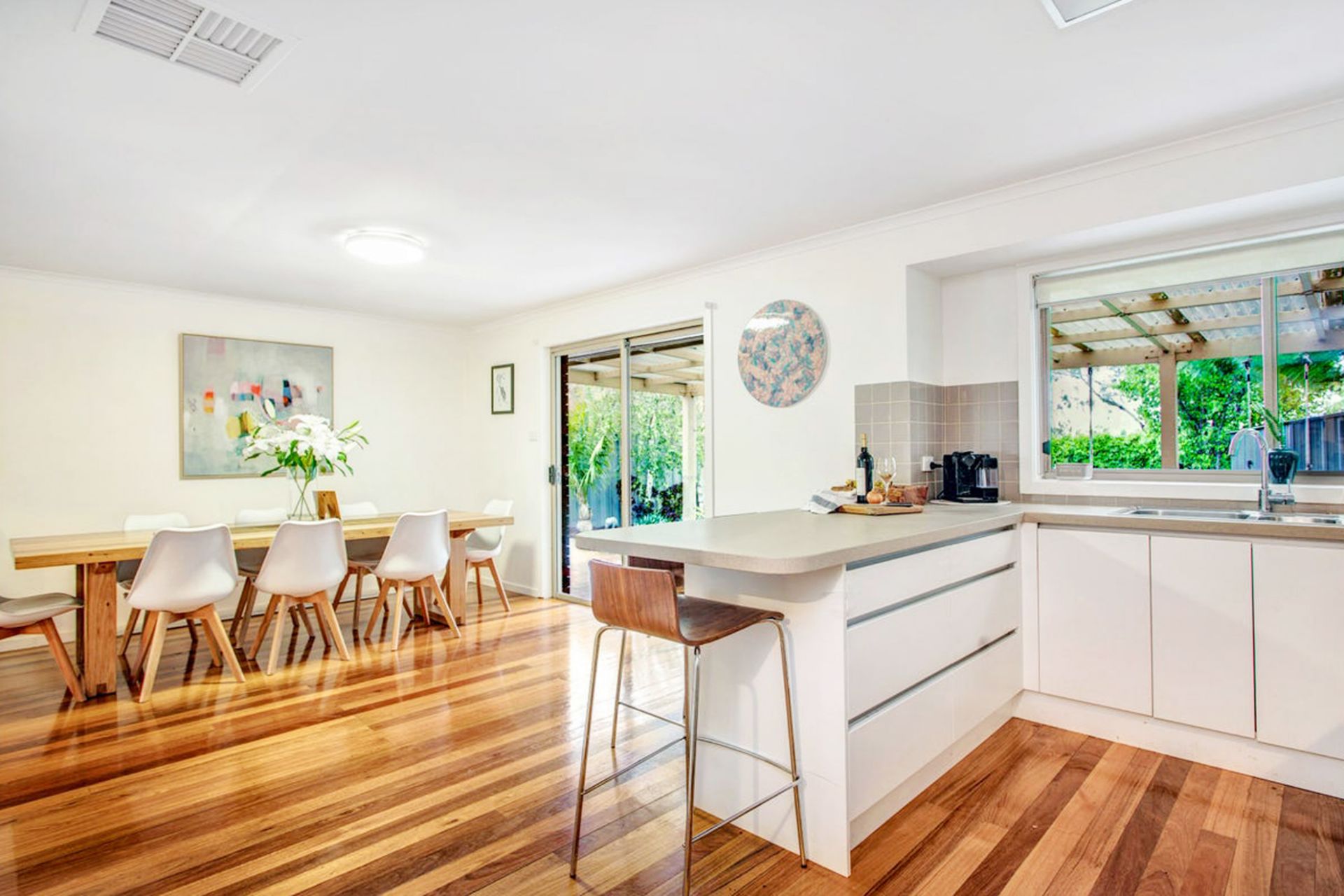 335 Victoria Street, Altona Meadows - Thumbnail 8