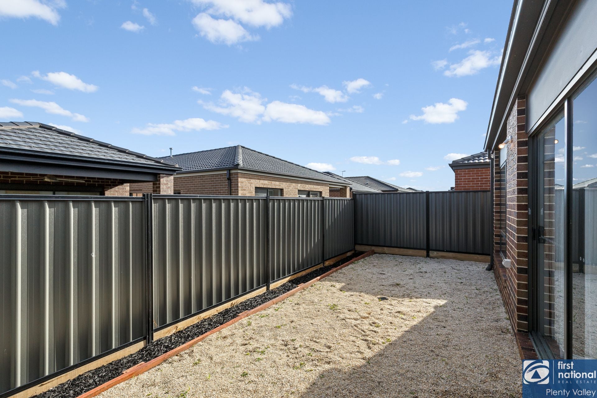 10 Dewpond Crescent Wollert, Wollert - Thumbnail 2