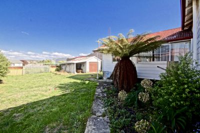 2
 
 
 
  
 
 
 1
 
 
 
  
 
 
 1
 
 
 
 
 
 
 
 113 Steele Street, Devonport TAS 7310, Devonport - Thumbnail 6