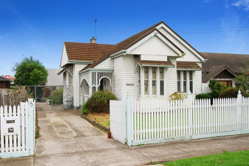 15 Clifton Grove, Preston