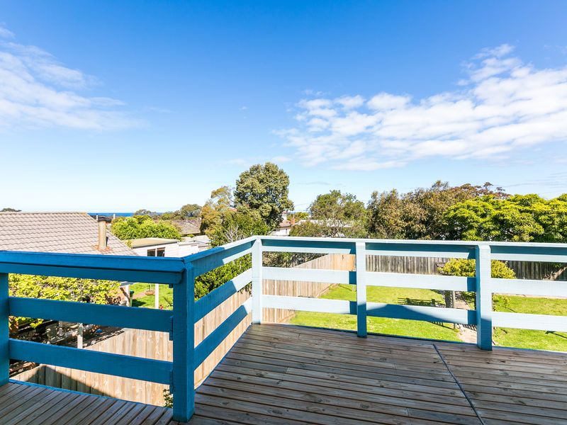 11 Gogoll Crescent, Torquay - Thumbnail 4