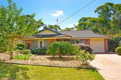 8 Canberra Street Wentworth Falls 2782