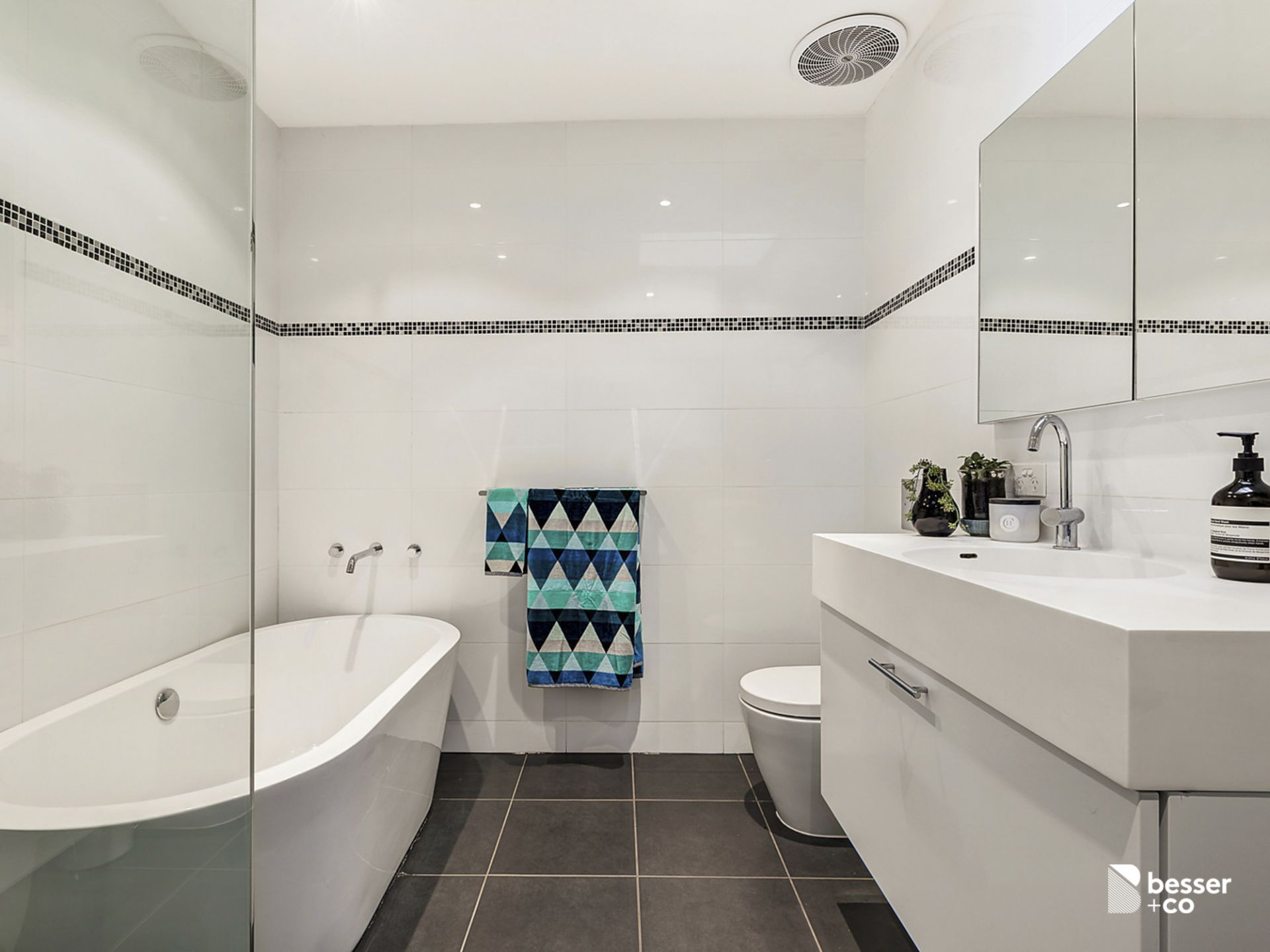 1/205 Centre Road, Bentleigh - Thumbnail 8