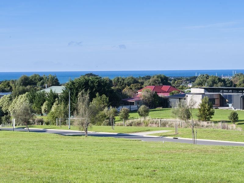 45 Seeberg Court APOLLO BAY VIC, Apollo Bay - Thumbnail 3