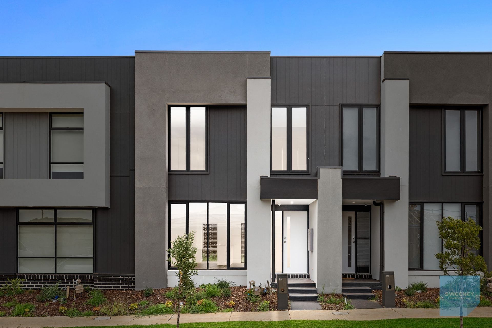 42 Baldwin Road, Fraser Rise - Thumbnail 2
