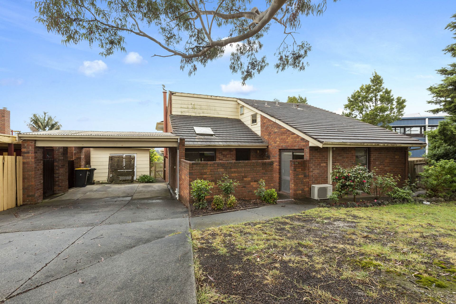24 Homestead Drive, Wheelers Hill - Thumbnail 2