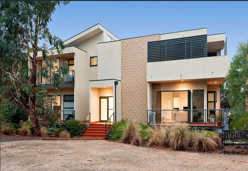 *Modern Stylish Living in Diamond Hills Estate**