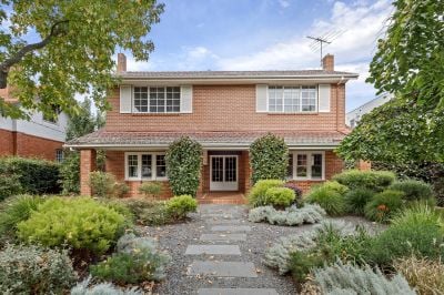 18 Tourello Ave, Hawthorn East