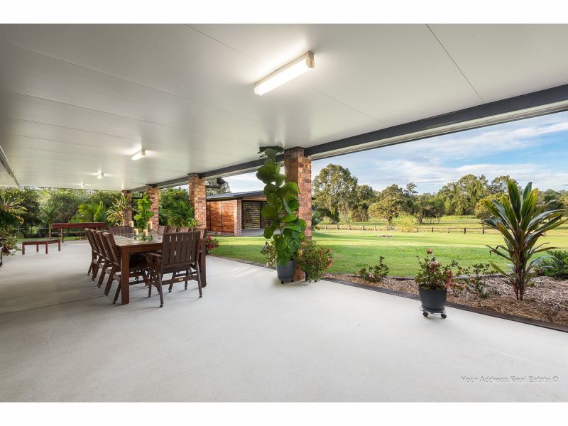 Real Estate For Sale 382384 Spring Mountain Drive Greenbank , QLD