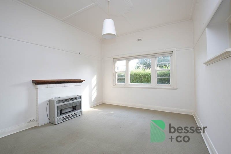41 Loch Avenue, St Kilda East - Thumbnail 3
