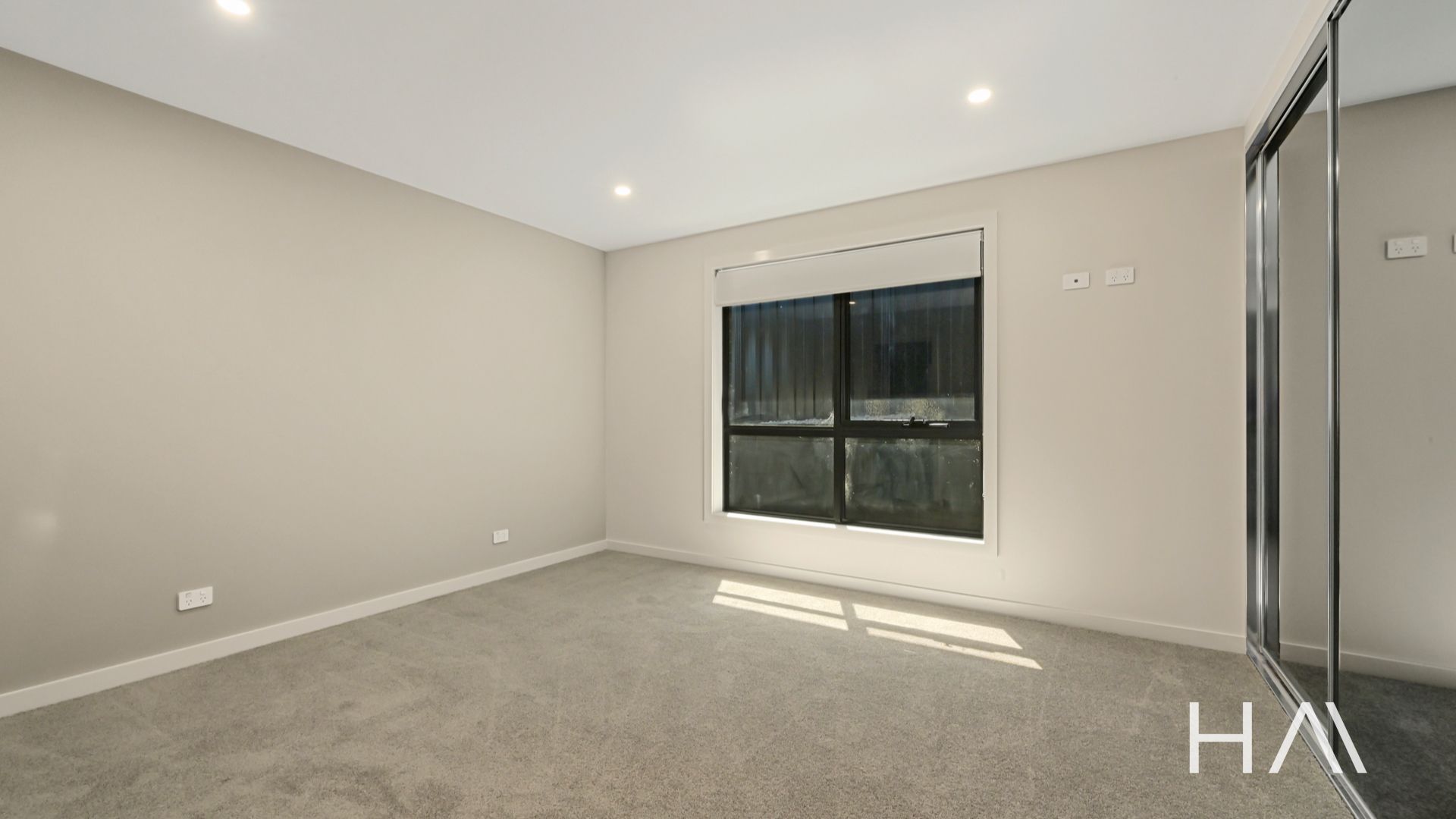 16/7a Napier Street, Youngtown Harrison Agents