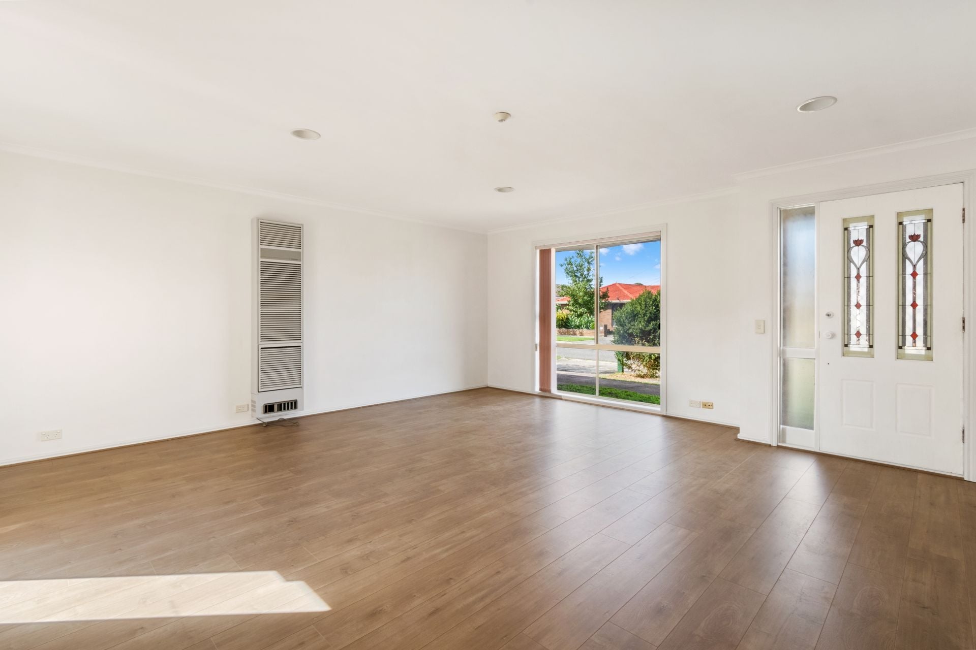 TWO BEDROOM HOME IN THOMASTOWN