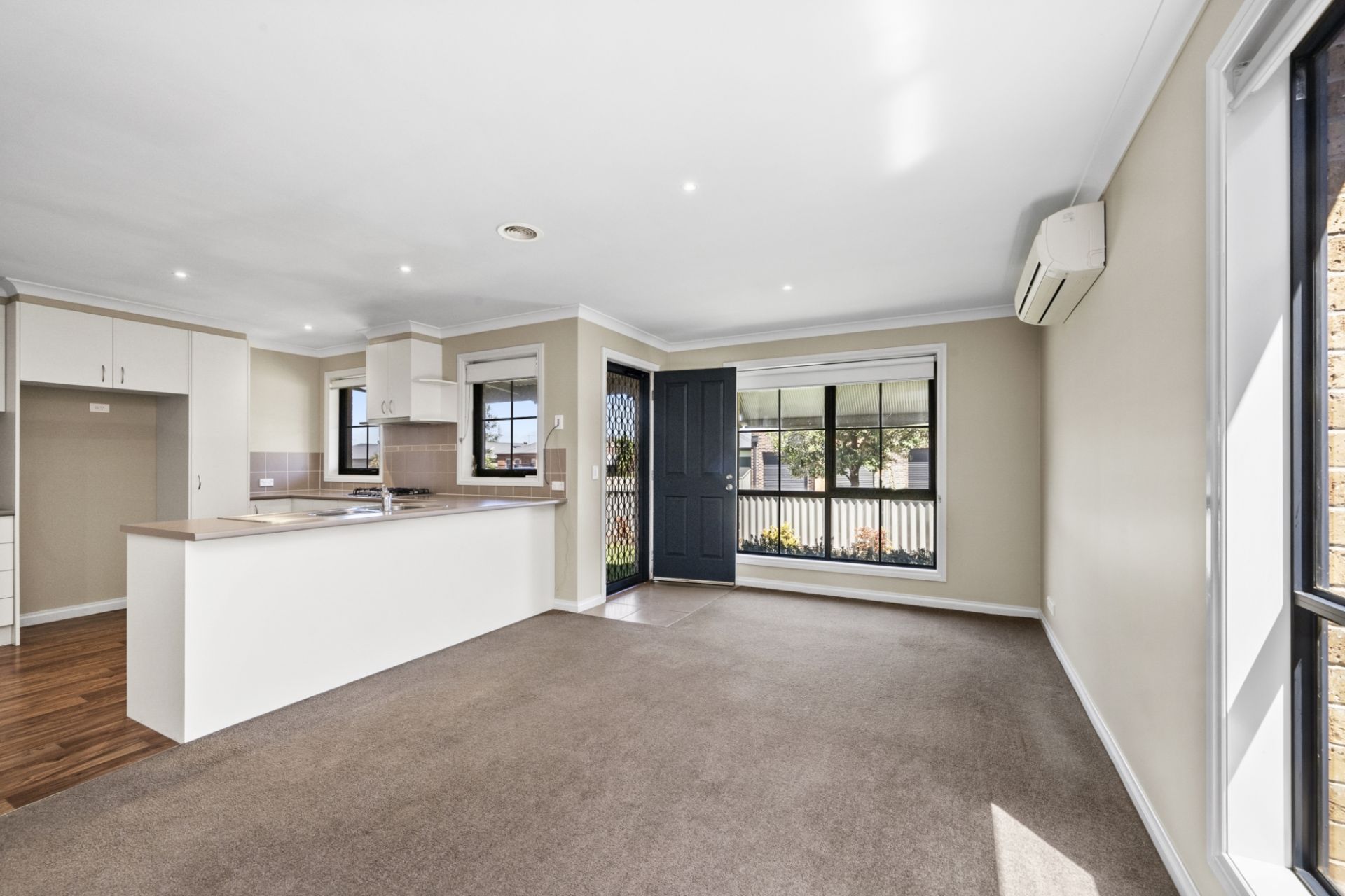 13 Yarra Park Drive, Sebastopol, Sebastopol - Thumbnail 5