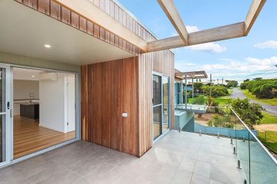 ** FULLY FURNISHED/ 6-8 MONTH LEASE **