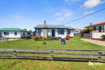 3
 
 
 
  
 
 
 1
 
 
 
 
 
 
 
 
 13 Holyman Street, Devonport TAS 7310, Devonport - Thumbnail 3