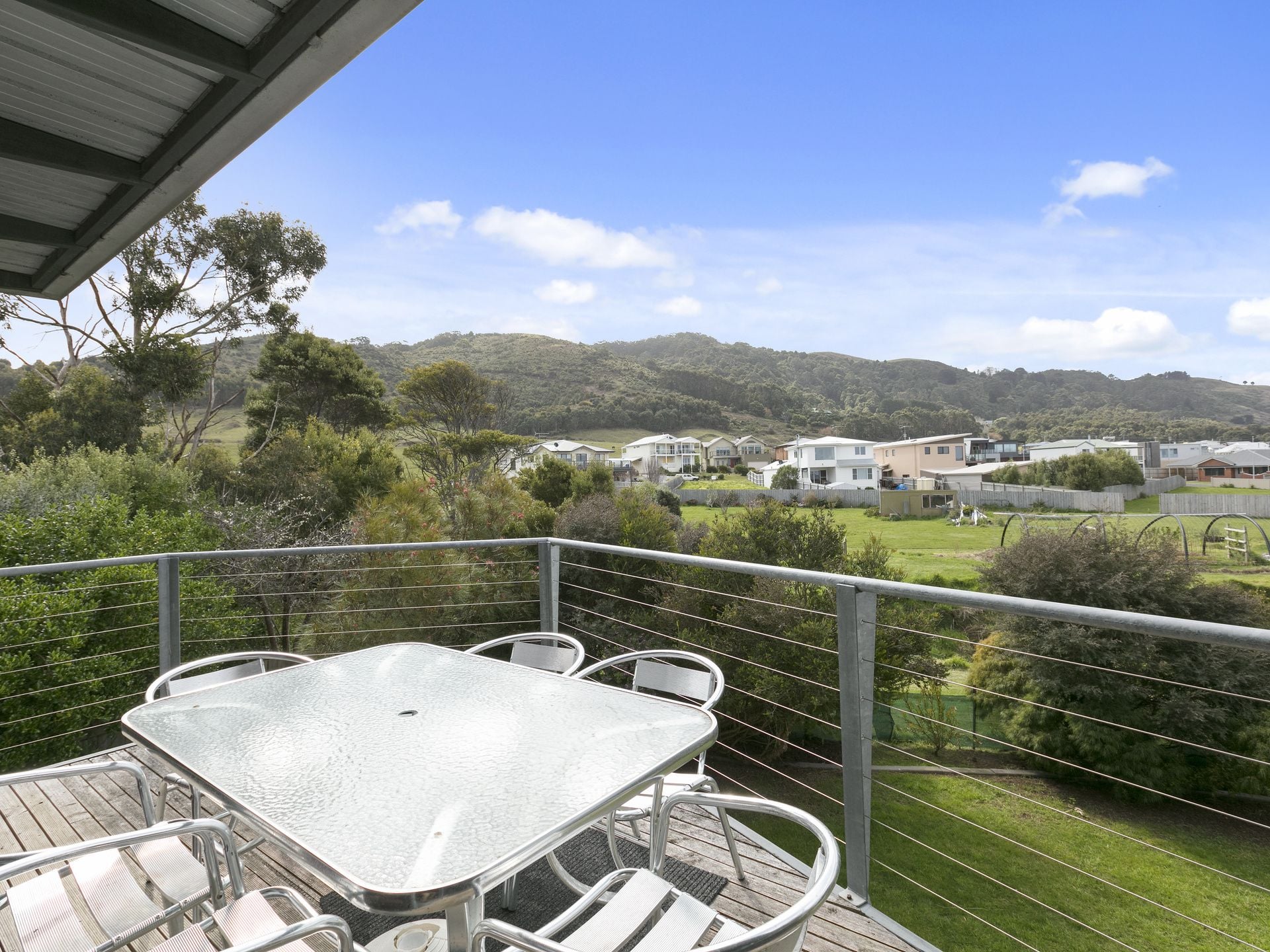 2/10 Banksia Court, Apollo Bay - Thumbnail 3