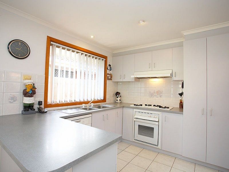13 Nash Court, Altona Meadows - Thumbnail 8