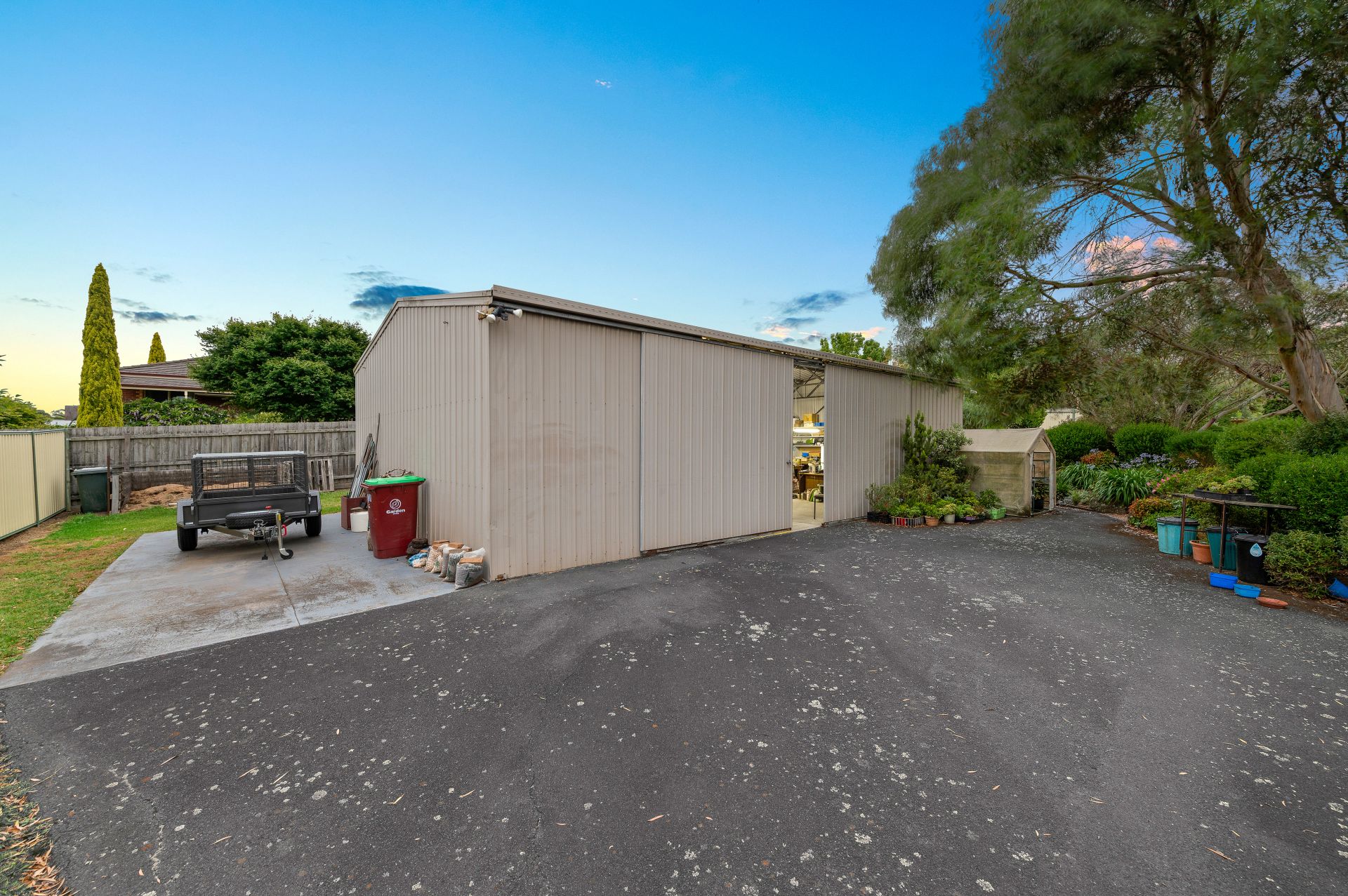 38 Halcyon Way, Narre Warren South OBrien Real Estate