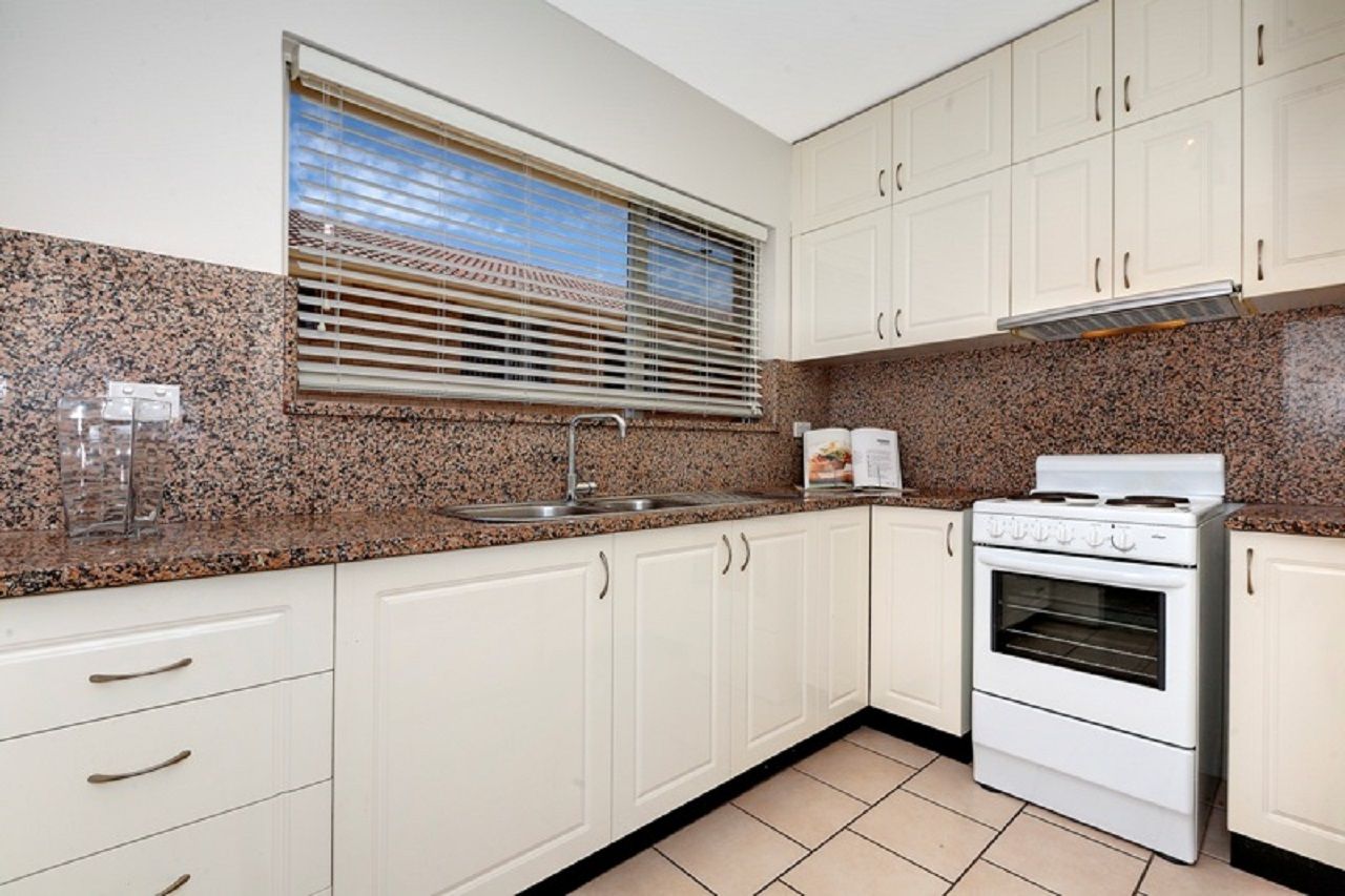 real-estate-for-lease-8-1209-pittwater-road-collaroy-nsw