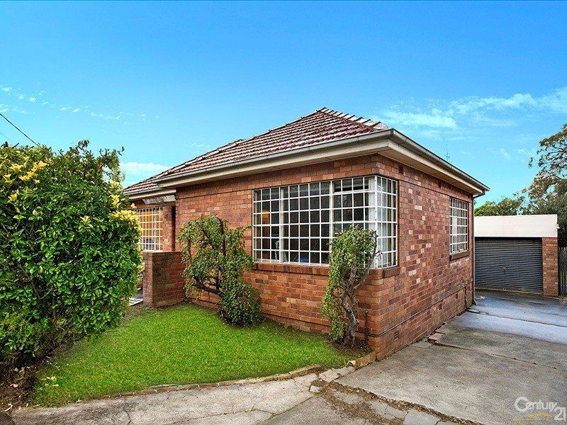 130 Sutherland Road, JANNALI, Jannali - Thumbnail 2