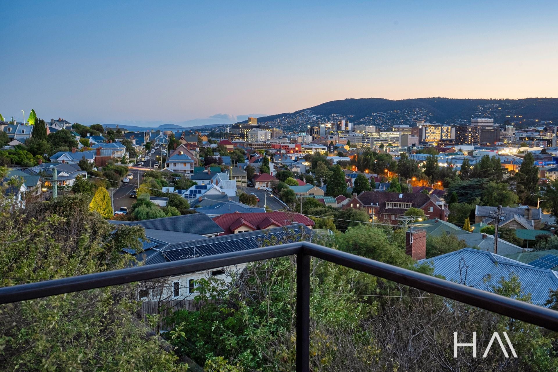 10 Allambee Crescent Glebe, Glebe - Thumbnail 6