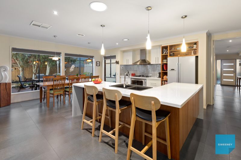 26 Barring Boulevard, Cairnlea - Thumbnail 6