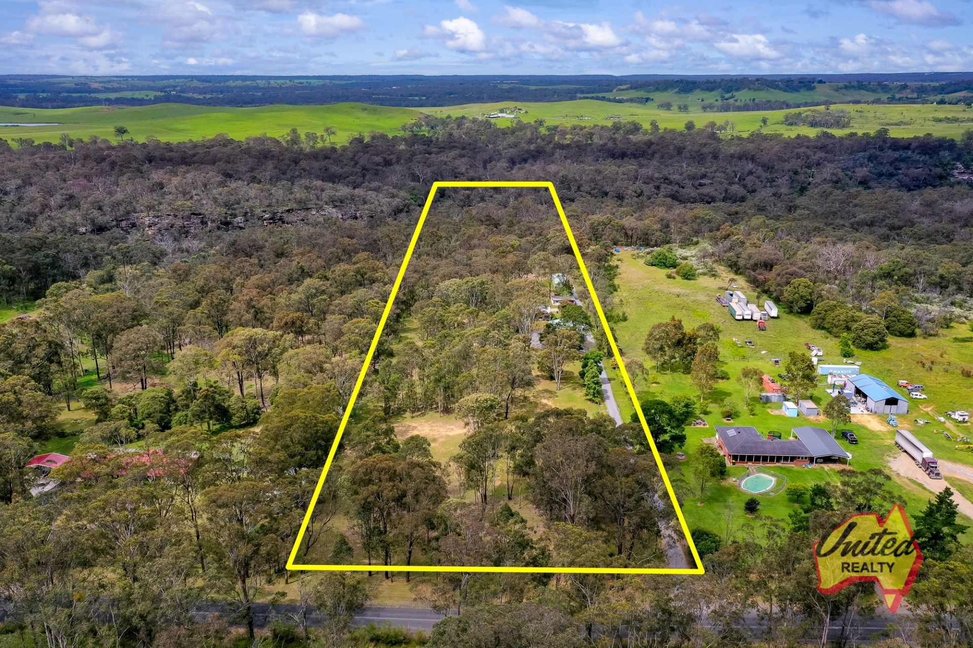 260 Douglas Park Drive, Douglas Park United Realty