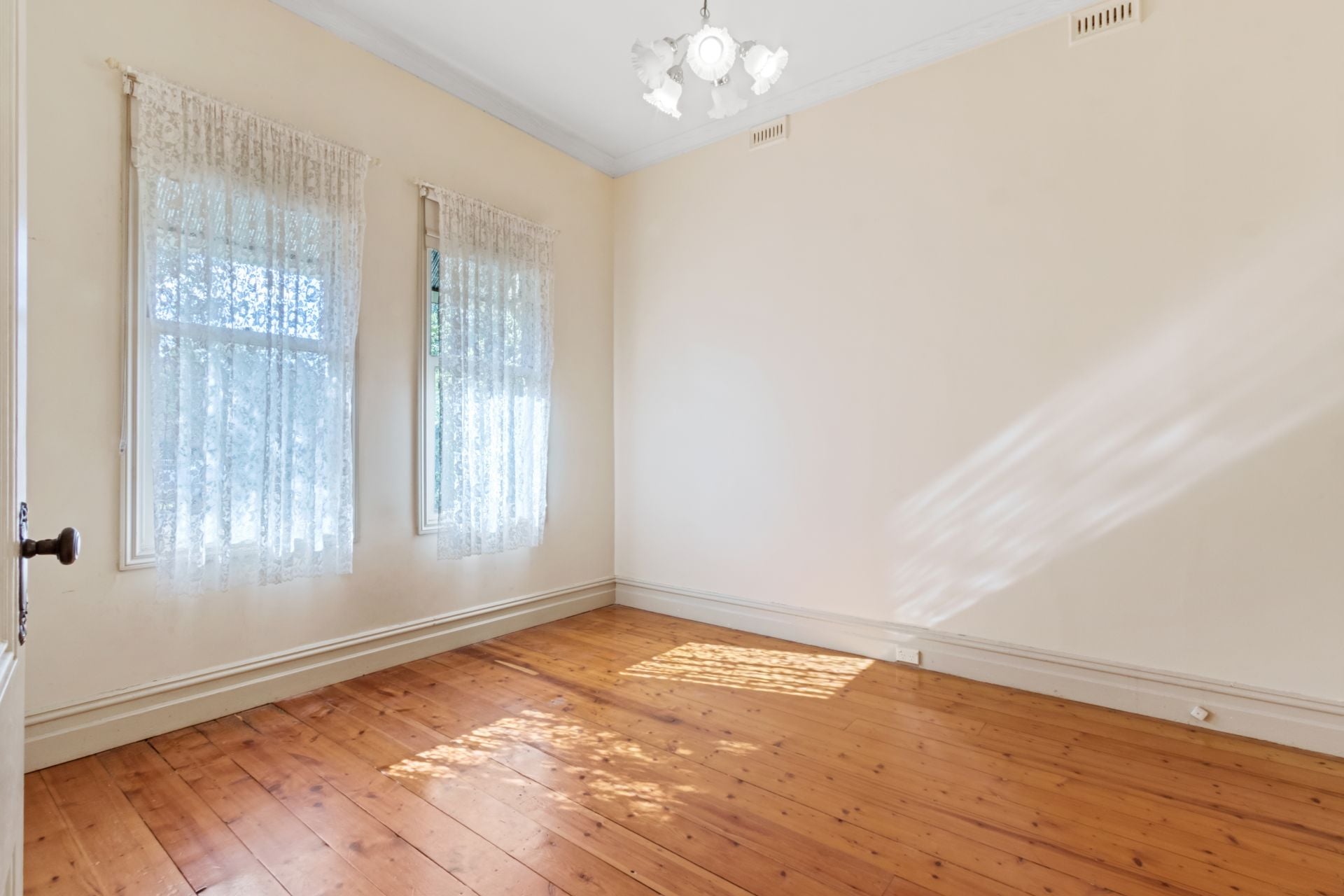 Period Home In The Perfect Location