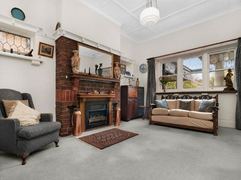 31 Pine Avenue, Elwood - Thumbnail 4