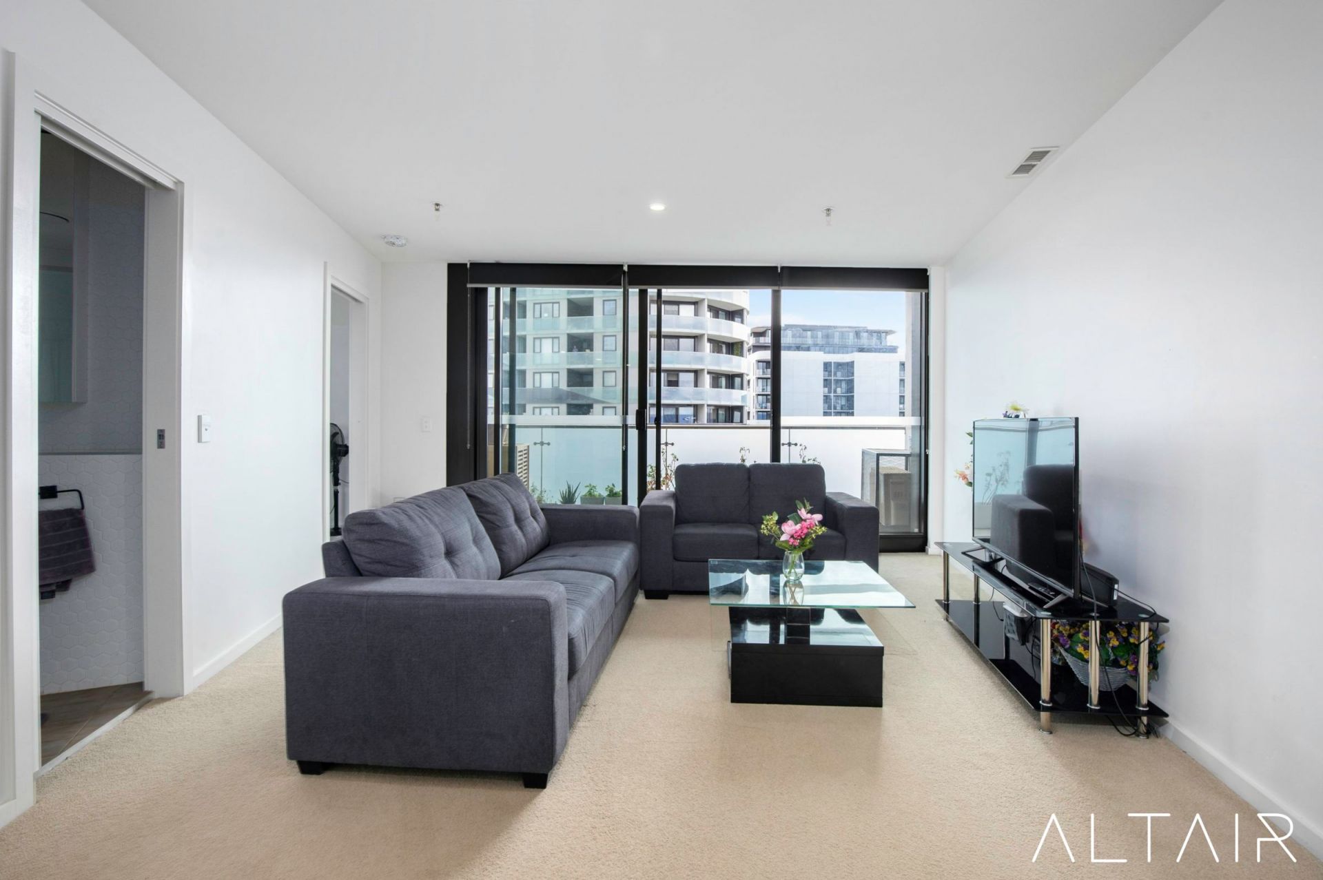 149/1 Anthony Rolfe Avenue, Gungahlin, ACT, Gungahlin - Thumbnail 3