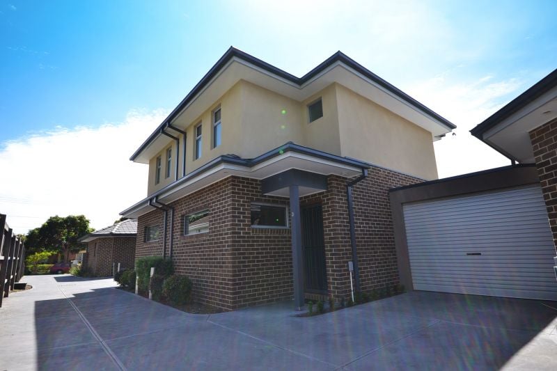 3/27 McMahon Road, Reservoir
