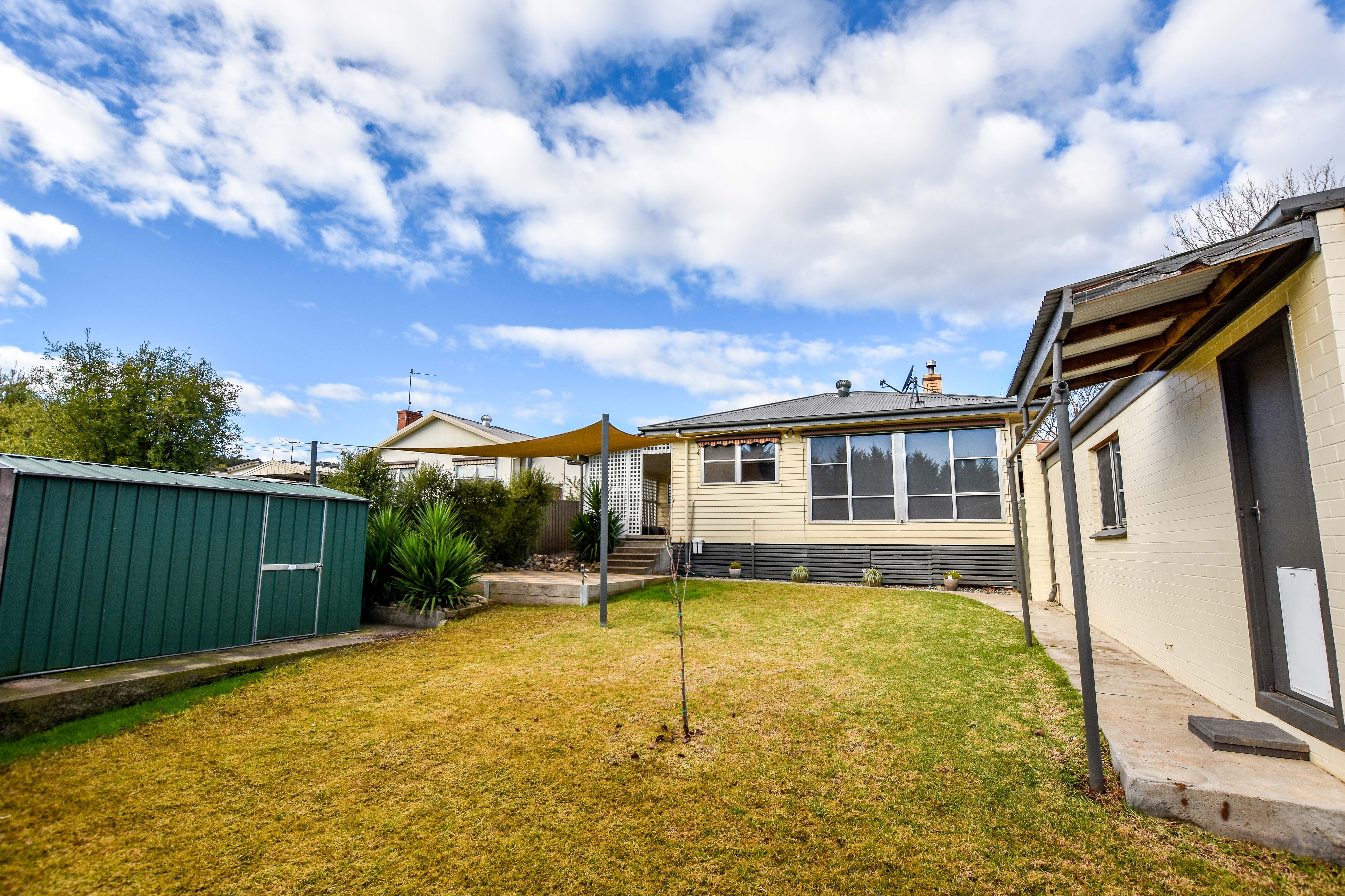 Real Estate For Sale 7 Ashdown Avenue Myrtleford , VIC