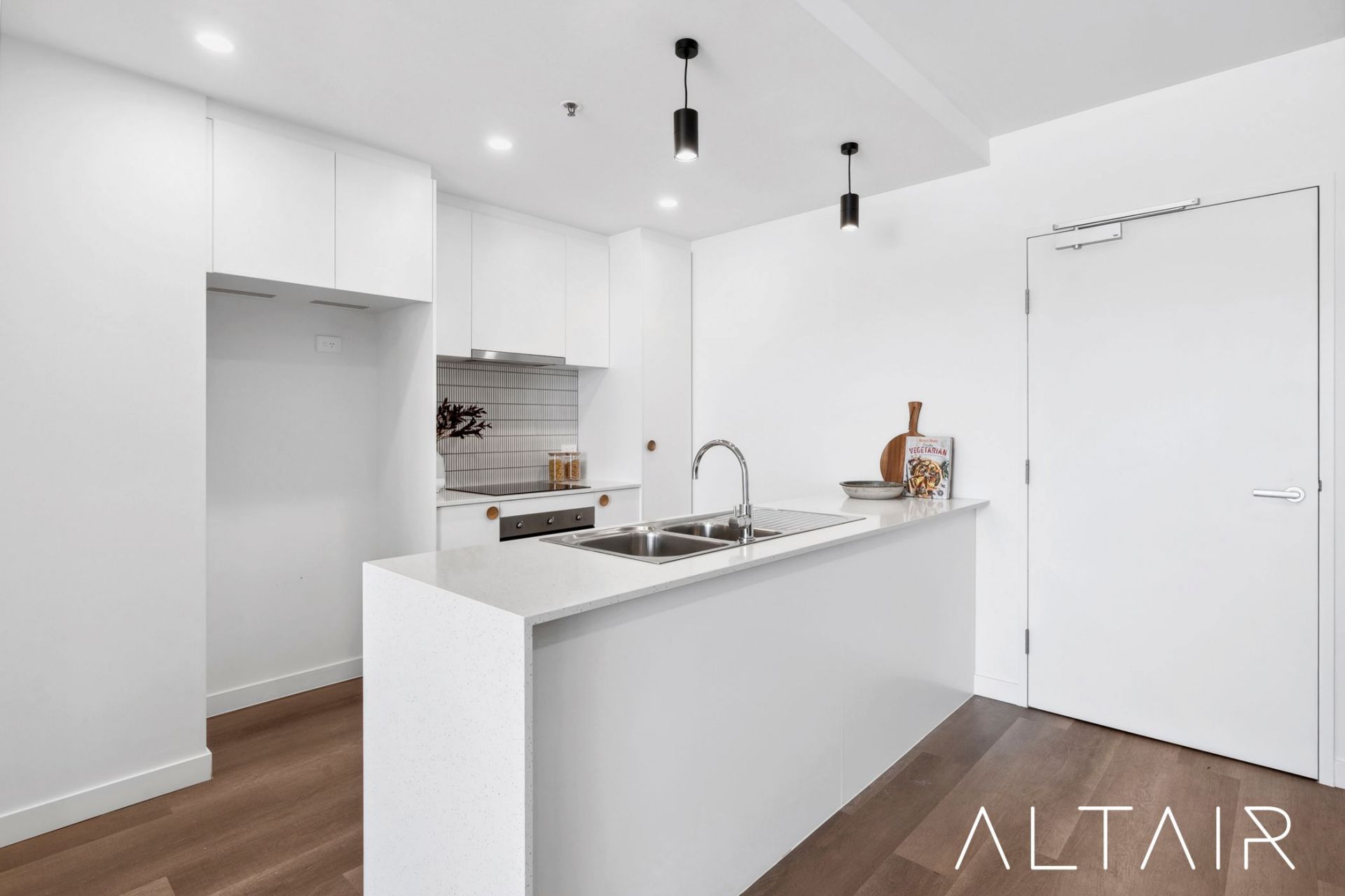 210/76 Steve Irwin Avenue, Wright, ACT, Wright - Thumbnail 4