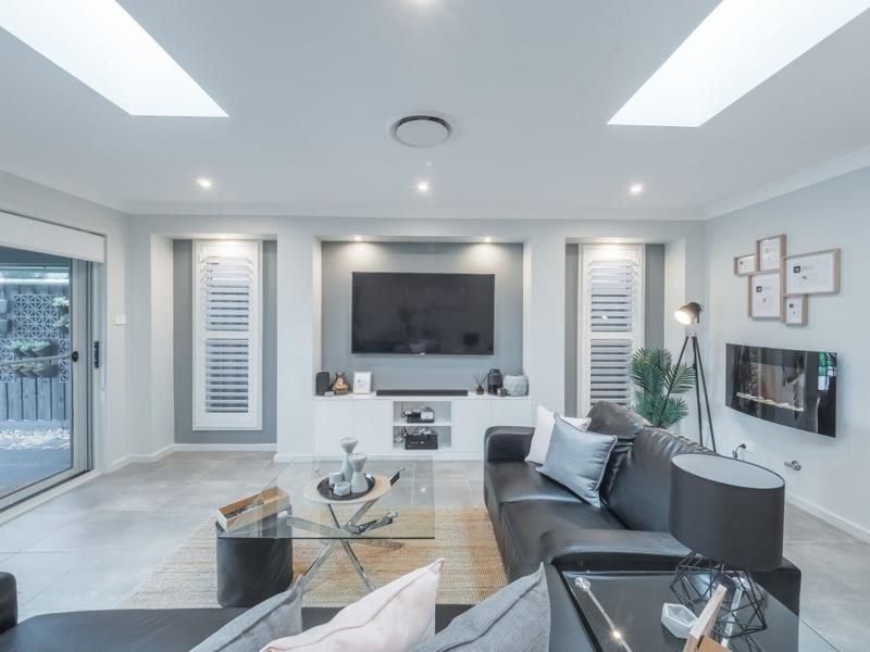 Colebee 10 Oakhill Crescent